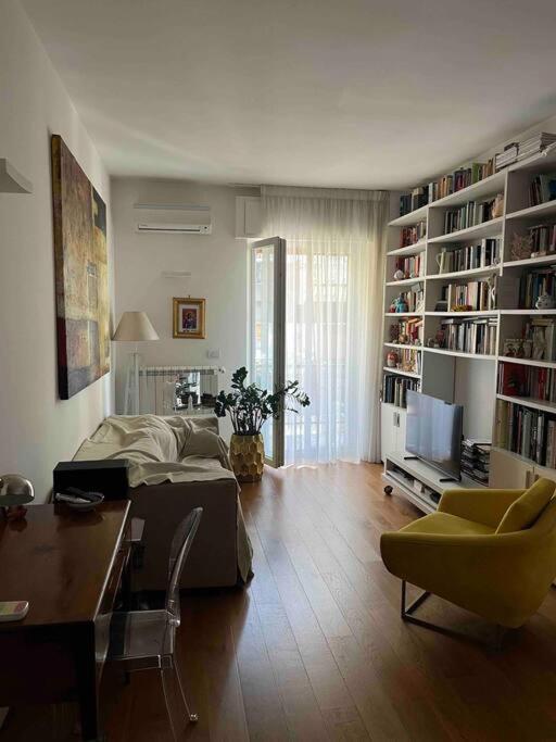 Umbertina Apartment Bari Bagian luar foto