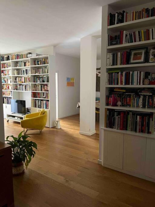 Umbertina Apartment Bari Bagian luar foto